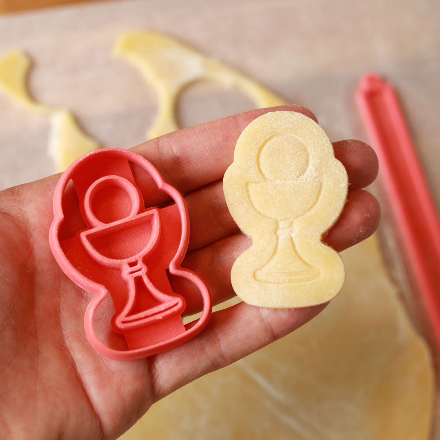 Pack emporte-pièces communion personnalisés + règles