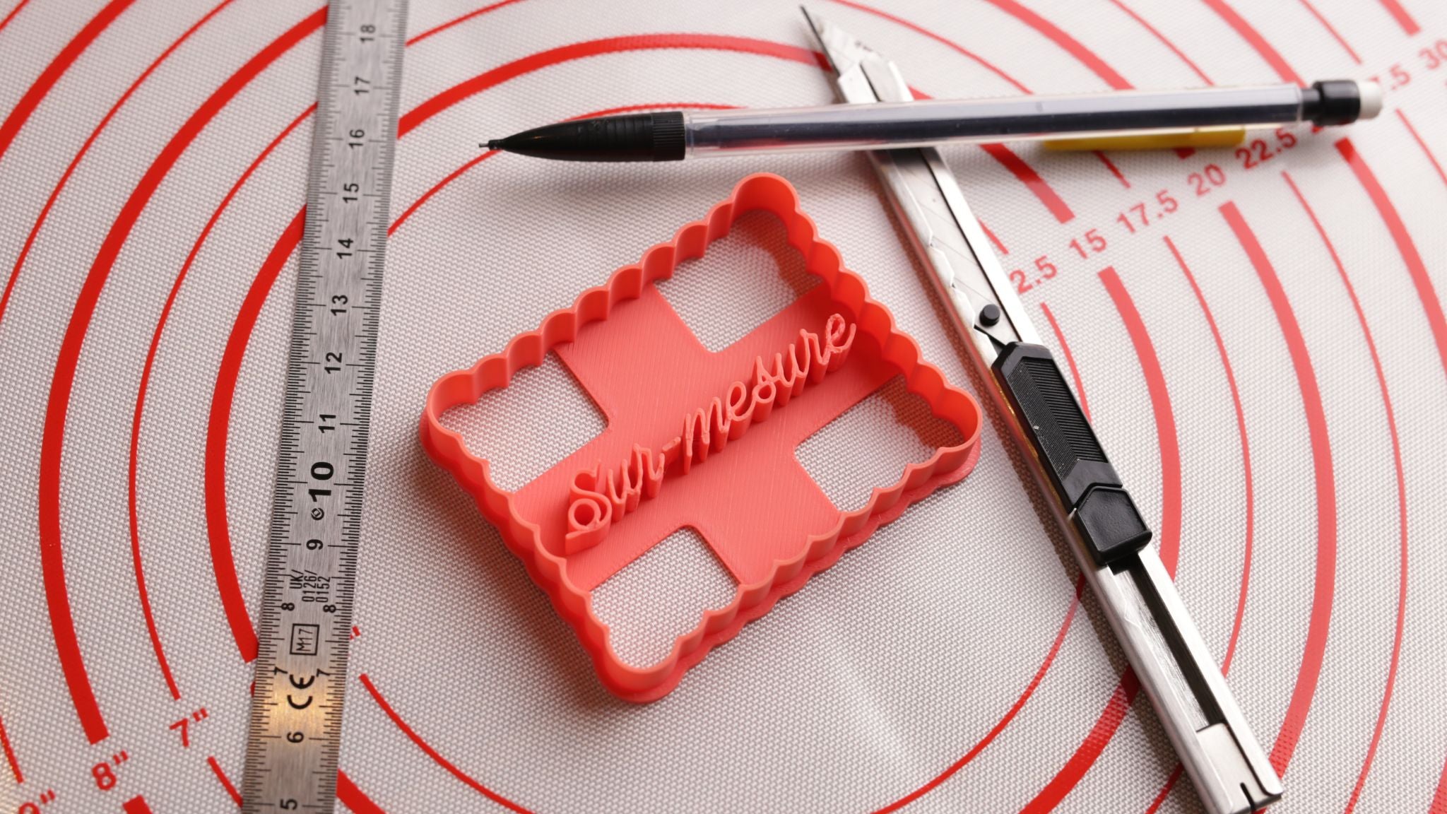 ⚙️ 100% Sur-Mesure (Logo, Visage, Dessin)