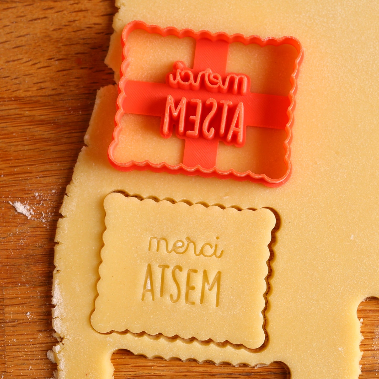 Emporte-pièces “Merci ATSEM” - Exprime ta gratitude avec des biscuits uniques !