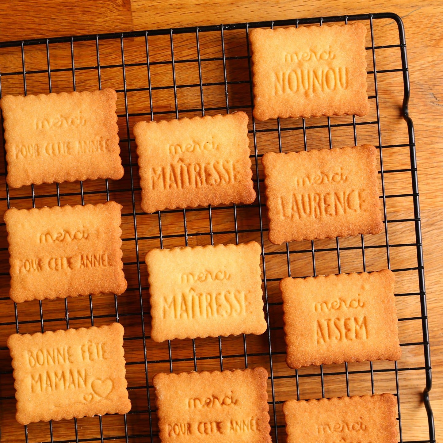 Emporte-pièces “Merci ATSEM” - Exprime ta gratitude avec des biscuits uniques !