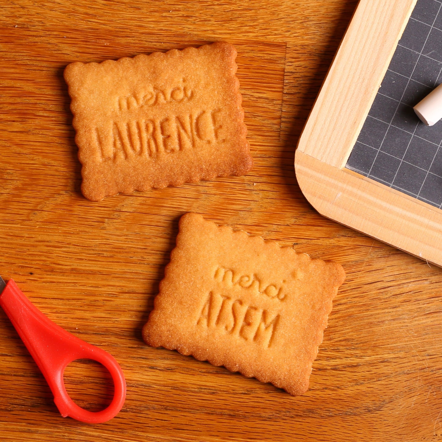 Emporte-pièces “Merci ATSEM” - Exprime ta gratitude avec des biscuits uniques !