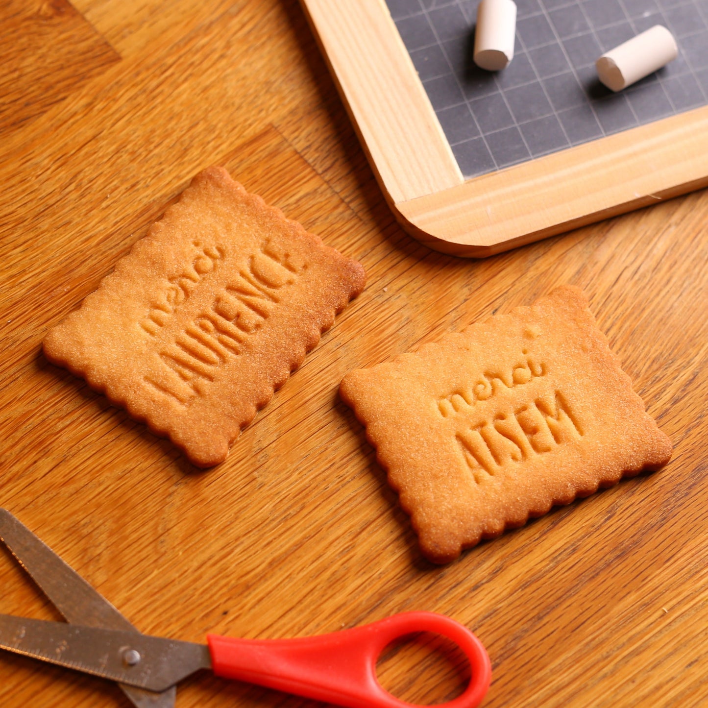 Emporte-pièces “Merci ATSEM” - Exprime ta gratitude avec des biscuits uniques !