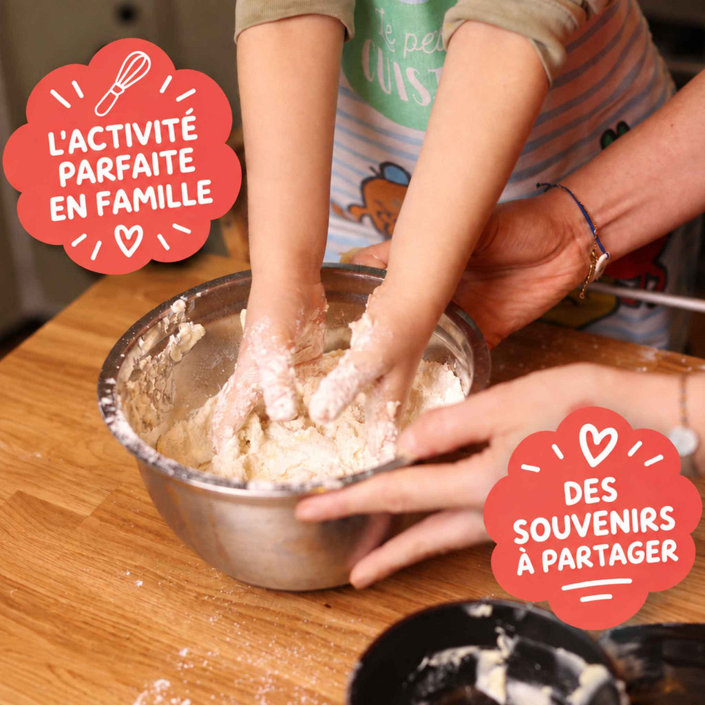 Activité pâtisserie en famille avec des biscuits squelettes Halloween