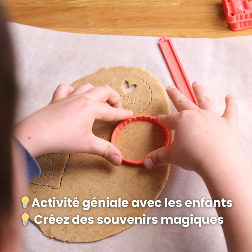 Emporte-pièce personnalisé prénom et âge avec nappage chocolat possible