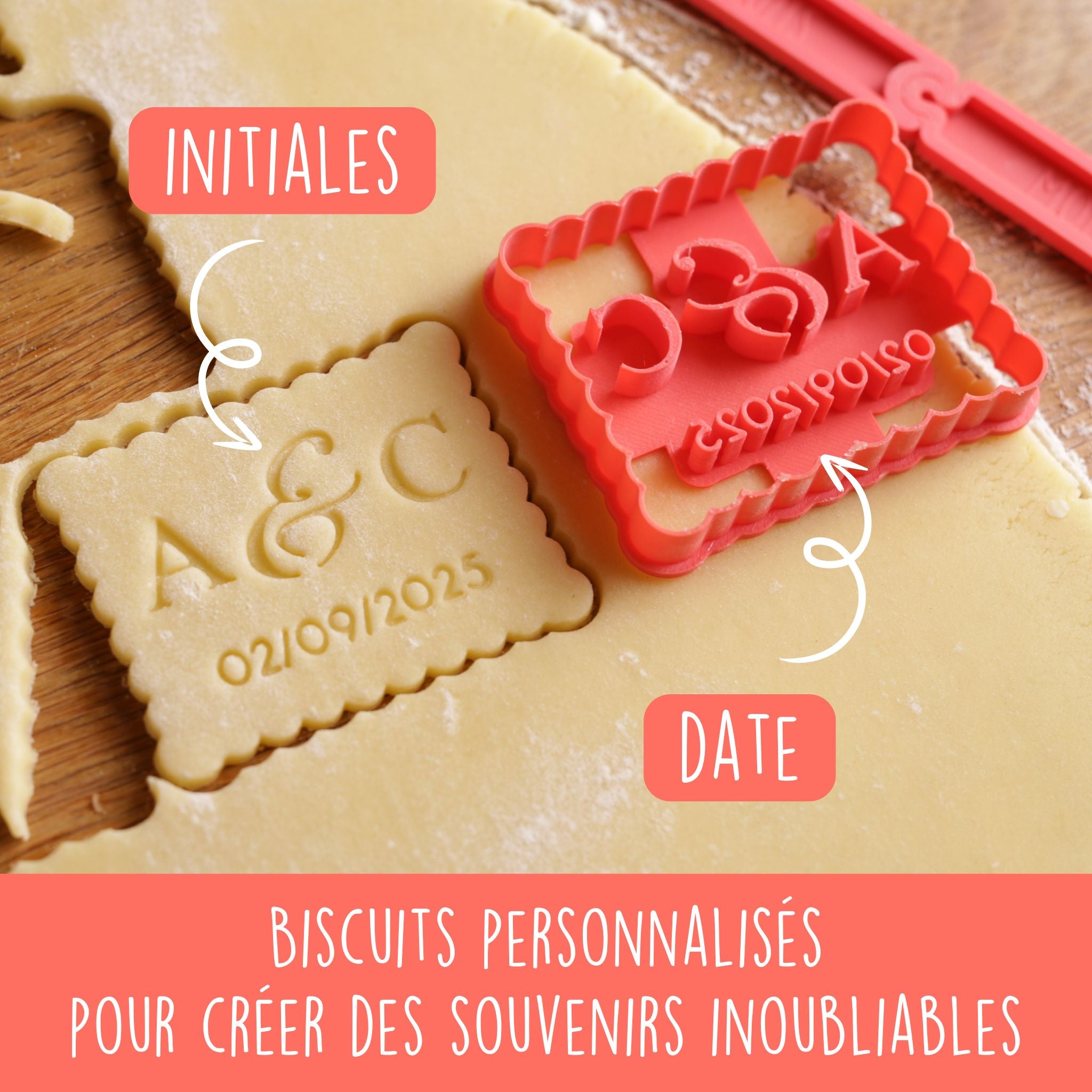Emporte-pièce avec les initiales des mariés et la date