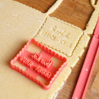 Emporte-pièce "Bientôt Grande-Sœur"