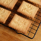 Emporte-pièce "Bientôt Grande-Sœur"