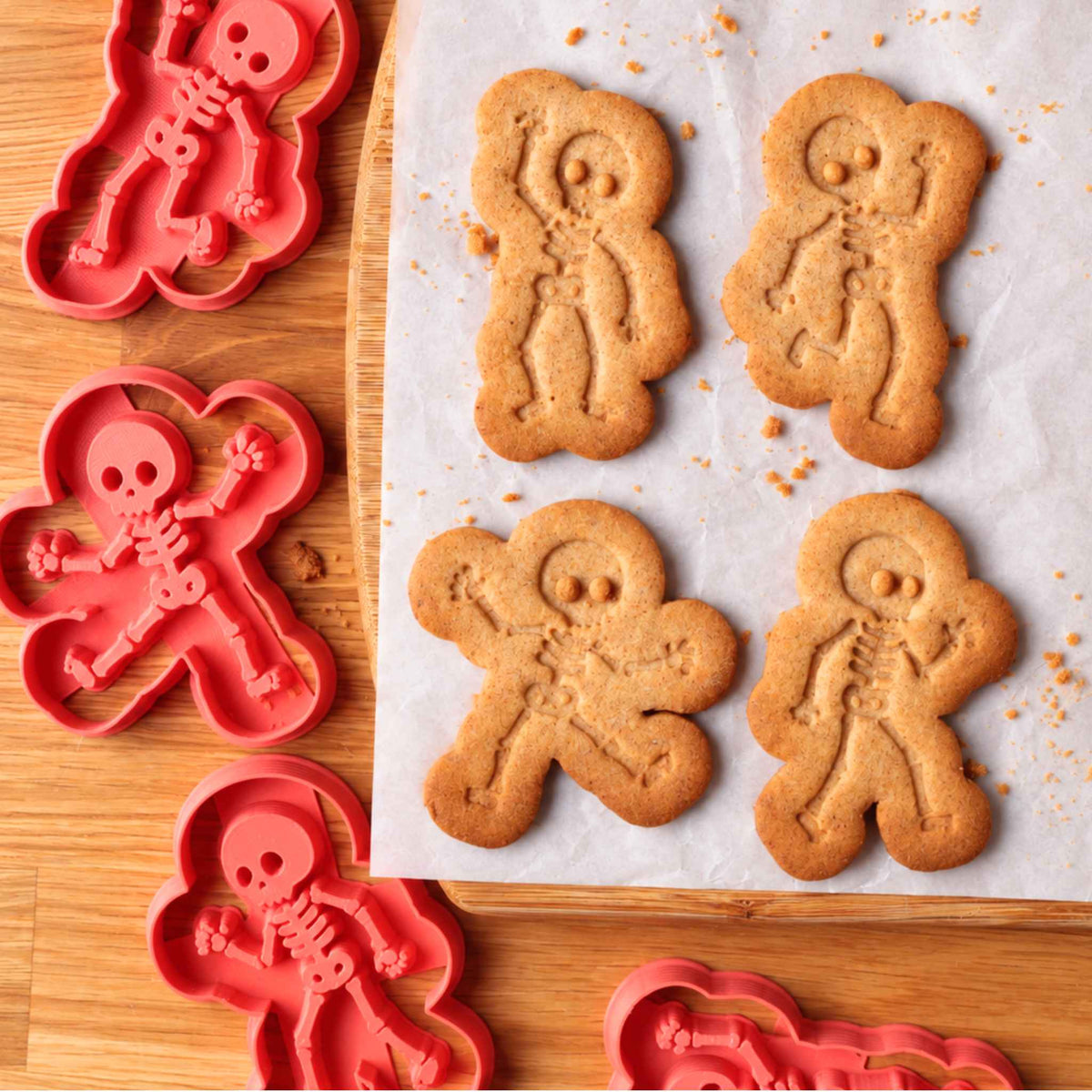 Kit de 4 emporte-pièces squelettes pour Halloween signé Mon Empreinte à Biscuits