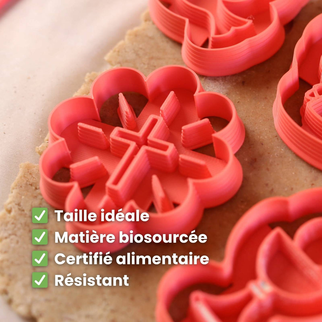 Emporte-pièce, une idée pâtisserie pour une communion signé Mon Empreinte à Biscuits