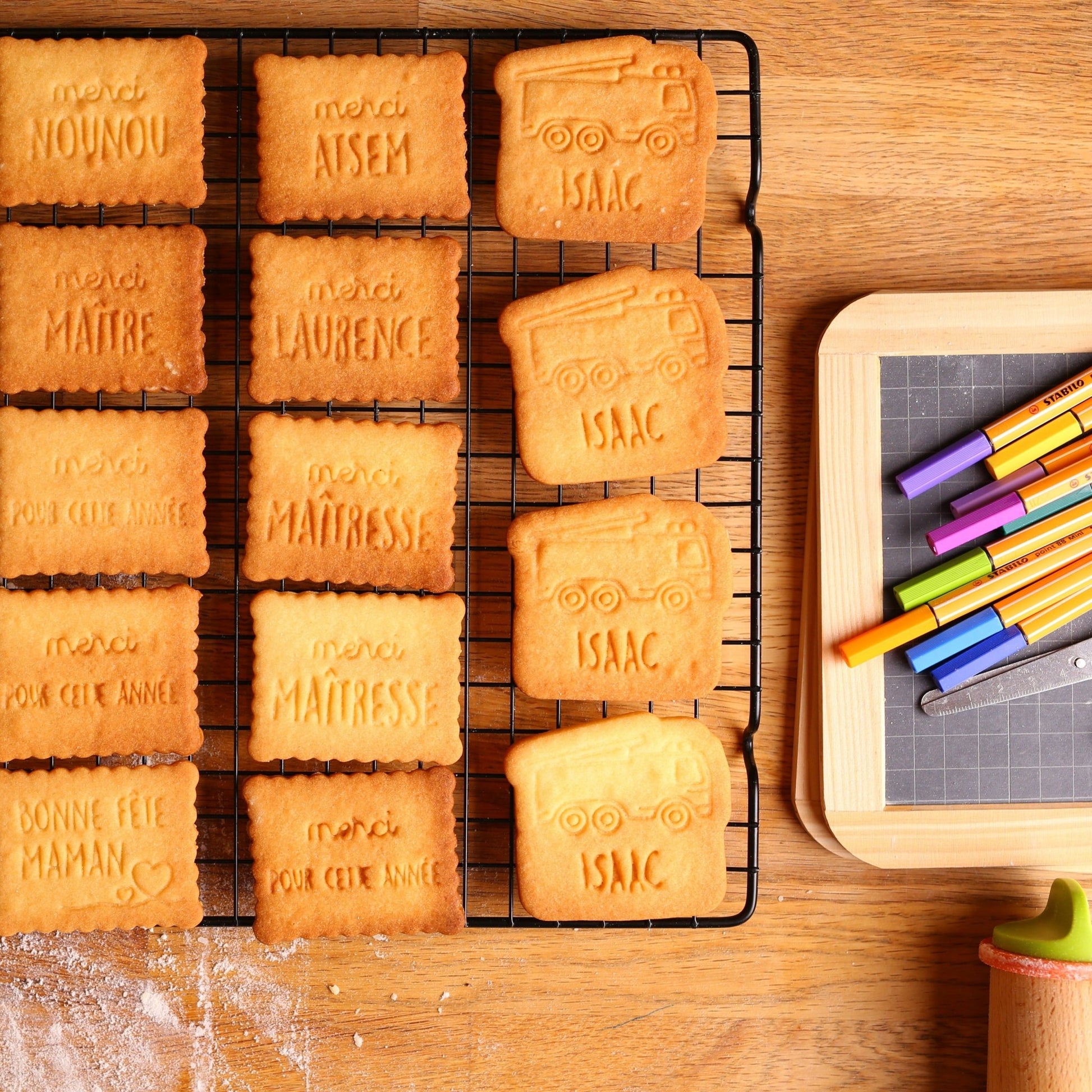 Emporte - pièces “Merci Maître” - Un cadeau de fin d’année pour les enseignants gourmands - Mon Empreinte à Biscuits